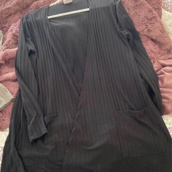 Lularoe black Caroline - Picture 1 of 4